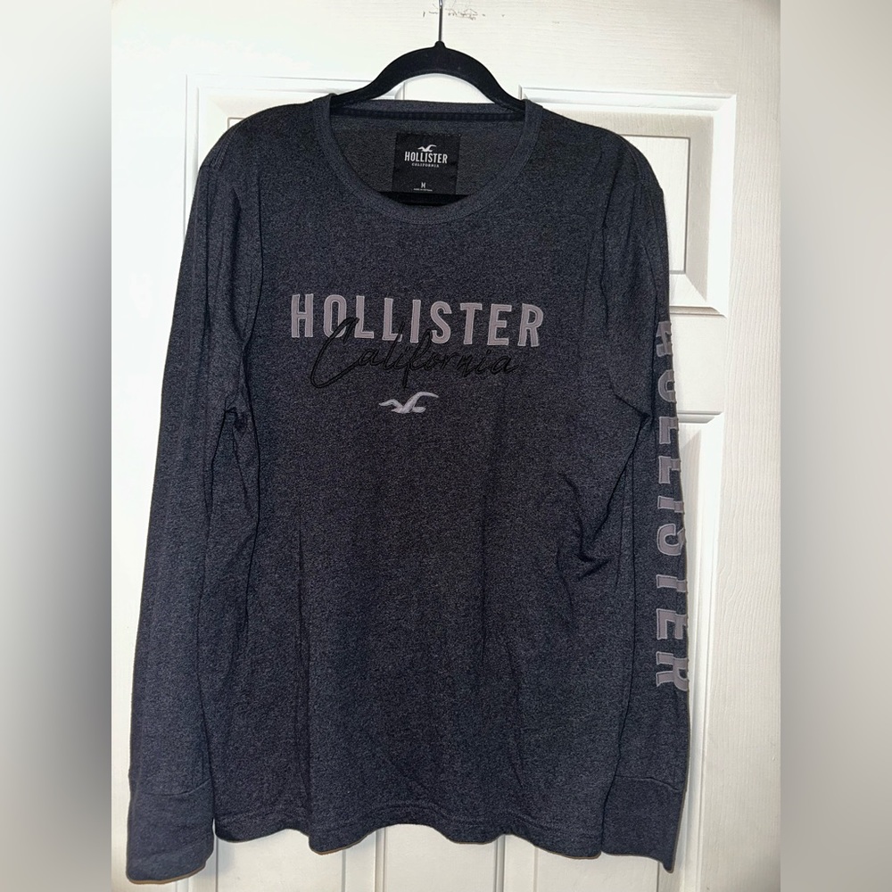 Hollister pullover